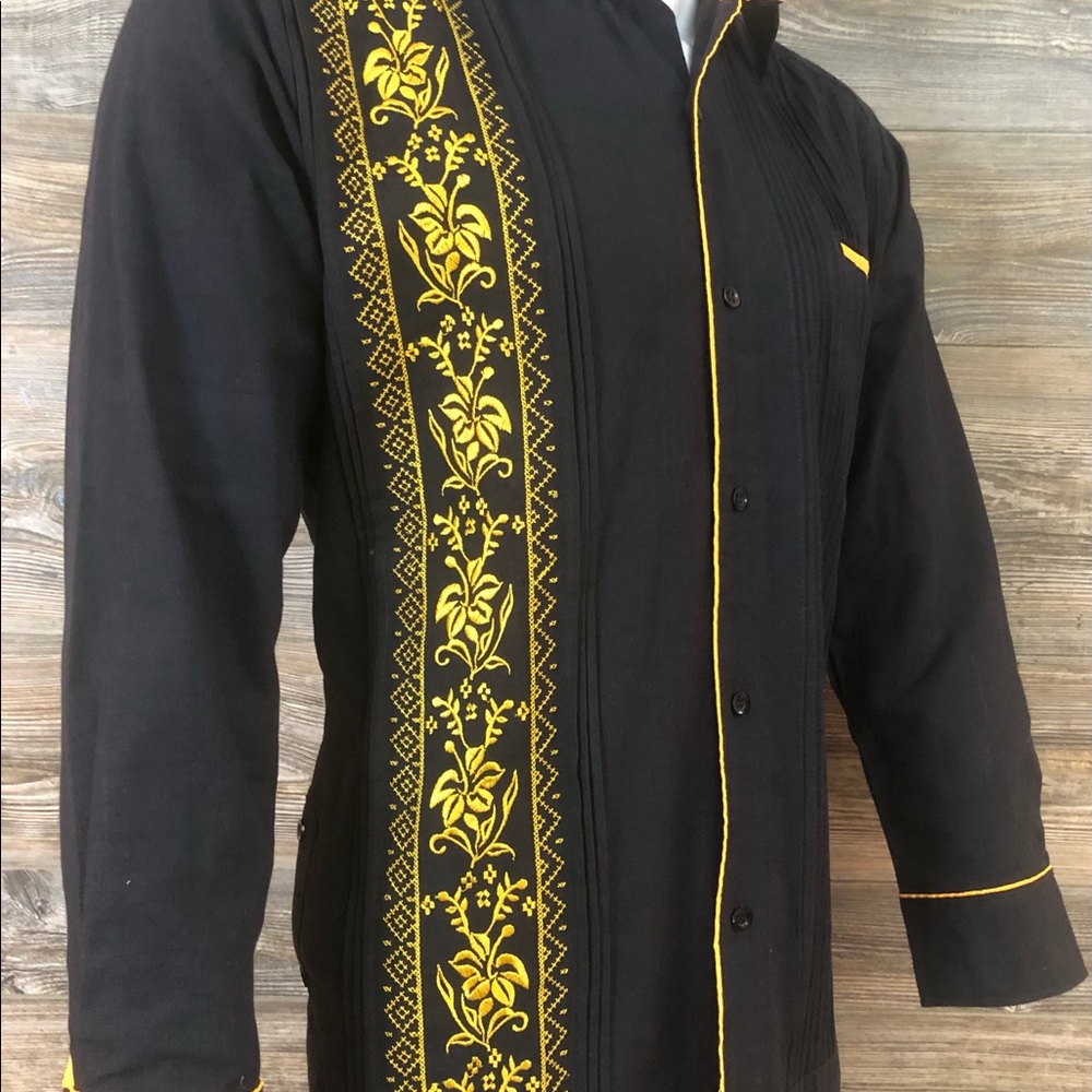 Mens Guayabera Shirt Black Linen Long Sleeve Golden Embroidery Handcrafted Linen - Picture 7 of 9
